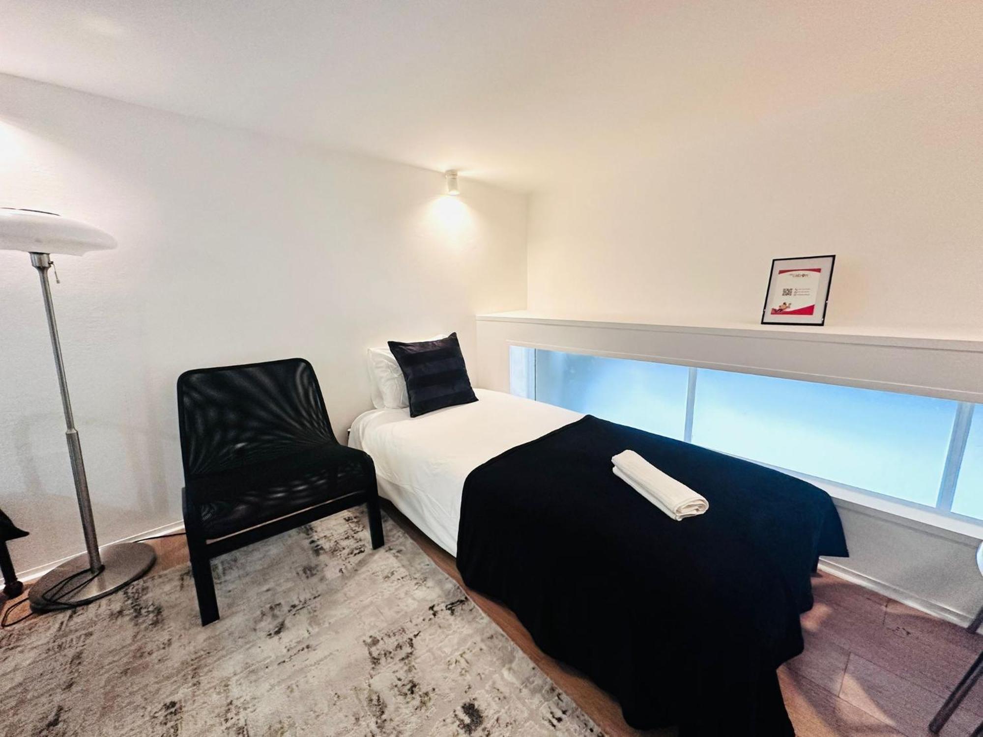 Flat, Location In Town Apartment Lisbon