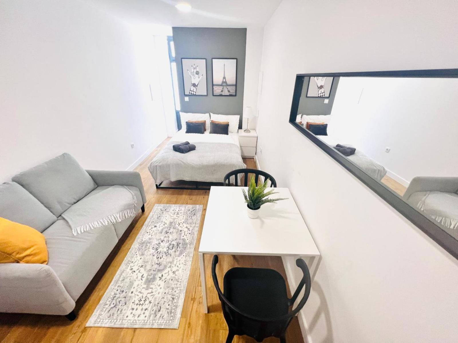 Lisbon, Location, Ideal For Tourists Apartamento *