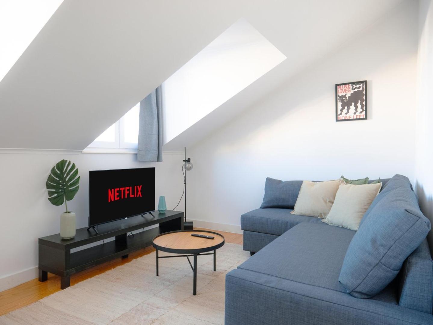 Stylish 2br Castle View - | By Airnest *