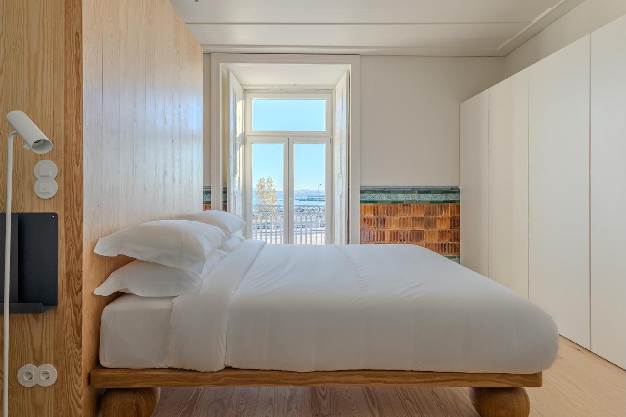 Lioz Apartahotel