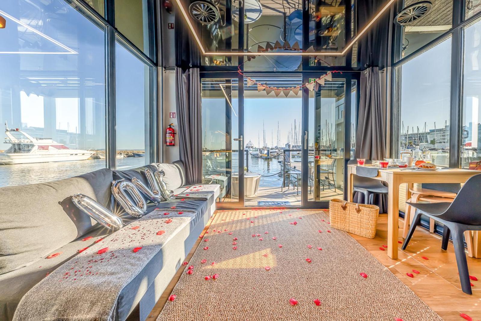 Hotel en barco The Homeboat Company Parque Nacoes-lisboa *