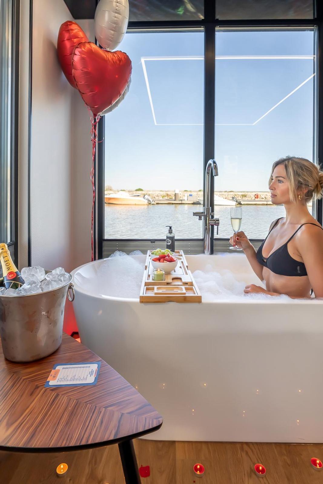 The Homeboat Company Parque Nacoes-lisboa Hotel en barco *