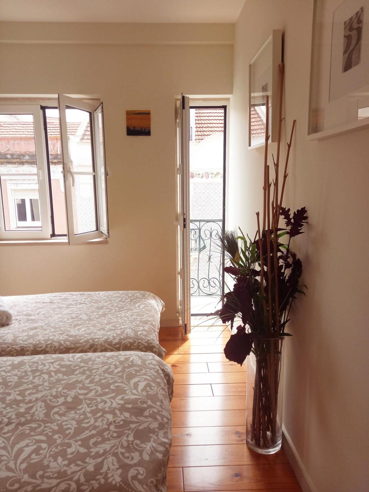 Charme Et Confort Au Coeur De Graca Lisboa