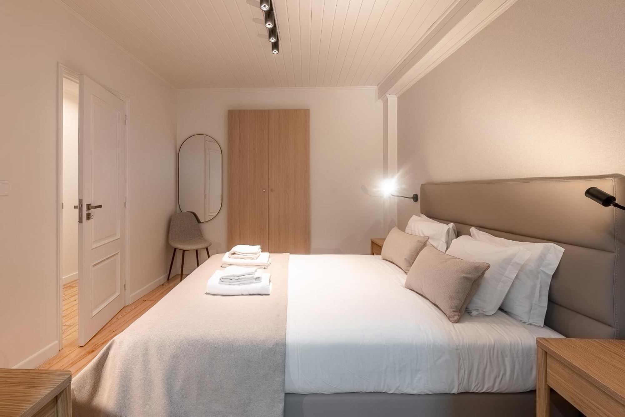 Be Fully Renovated! In The Heart Of The Old Town - Bica *