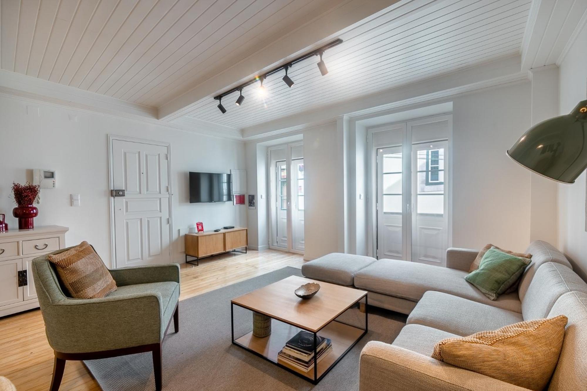 Apartamento Be Fully Renovated! In The Heart Of The Old Town - Bica *