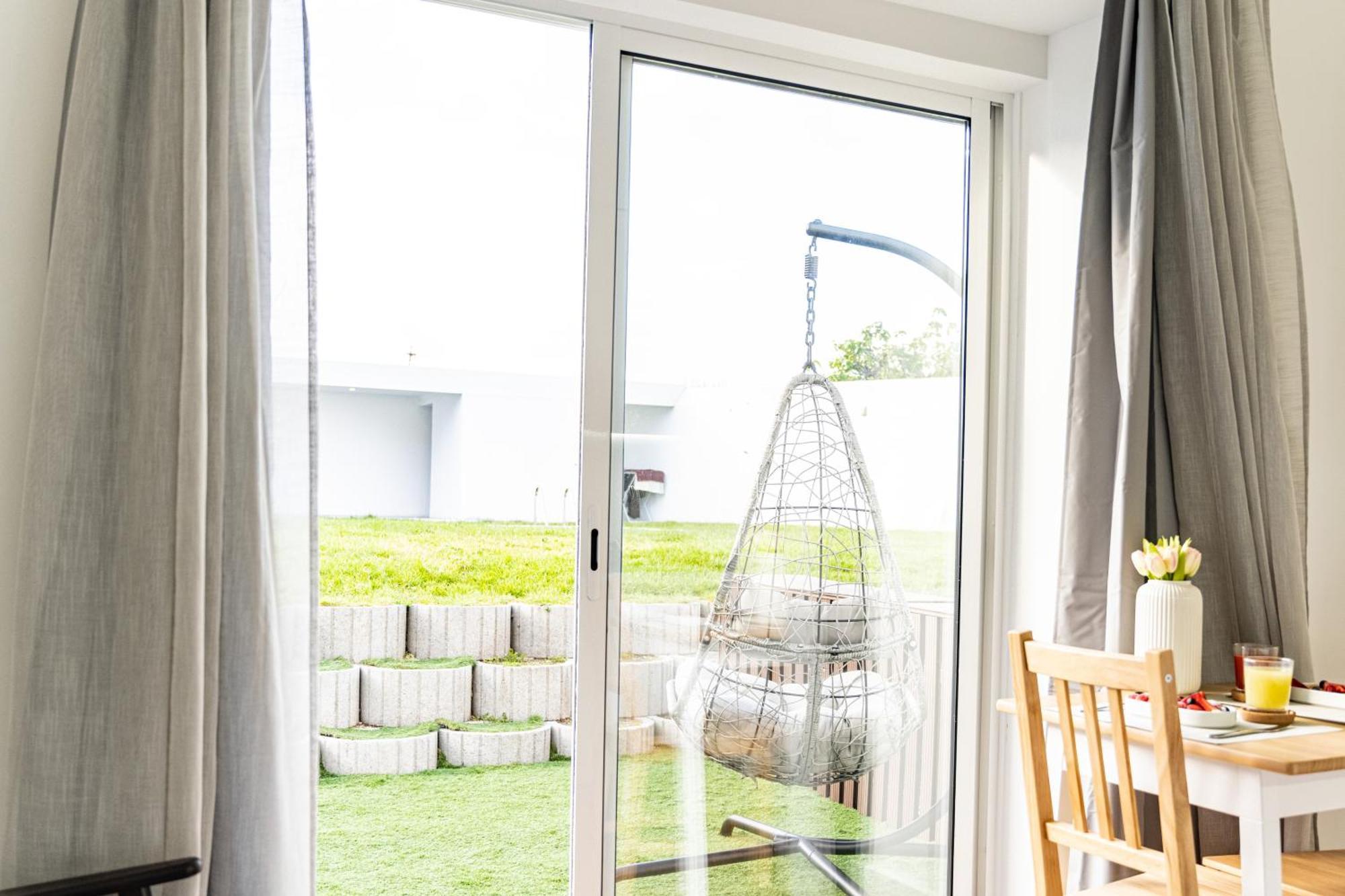 Alcantara Gardens - With Pool Apartamento *