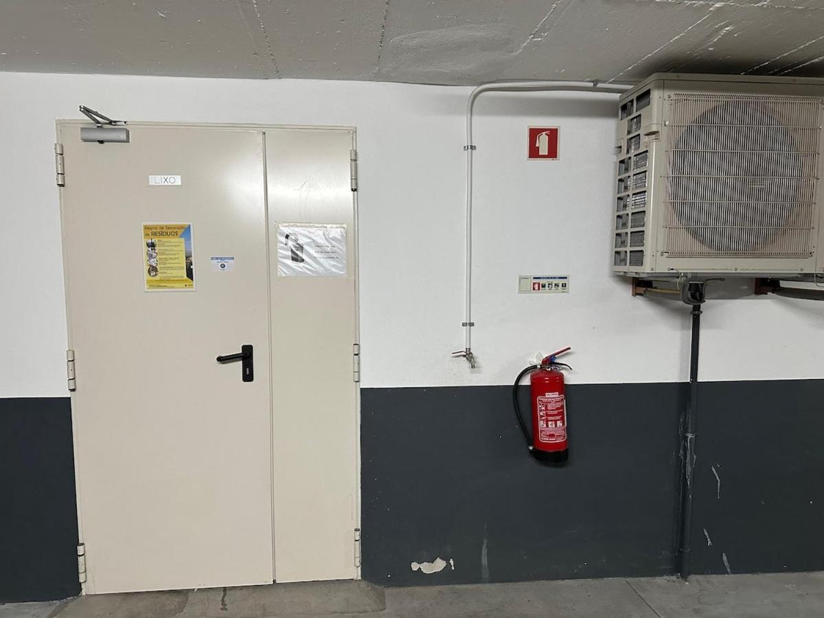 Charming Equipped Ac Lift Parking 4p Lisboa