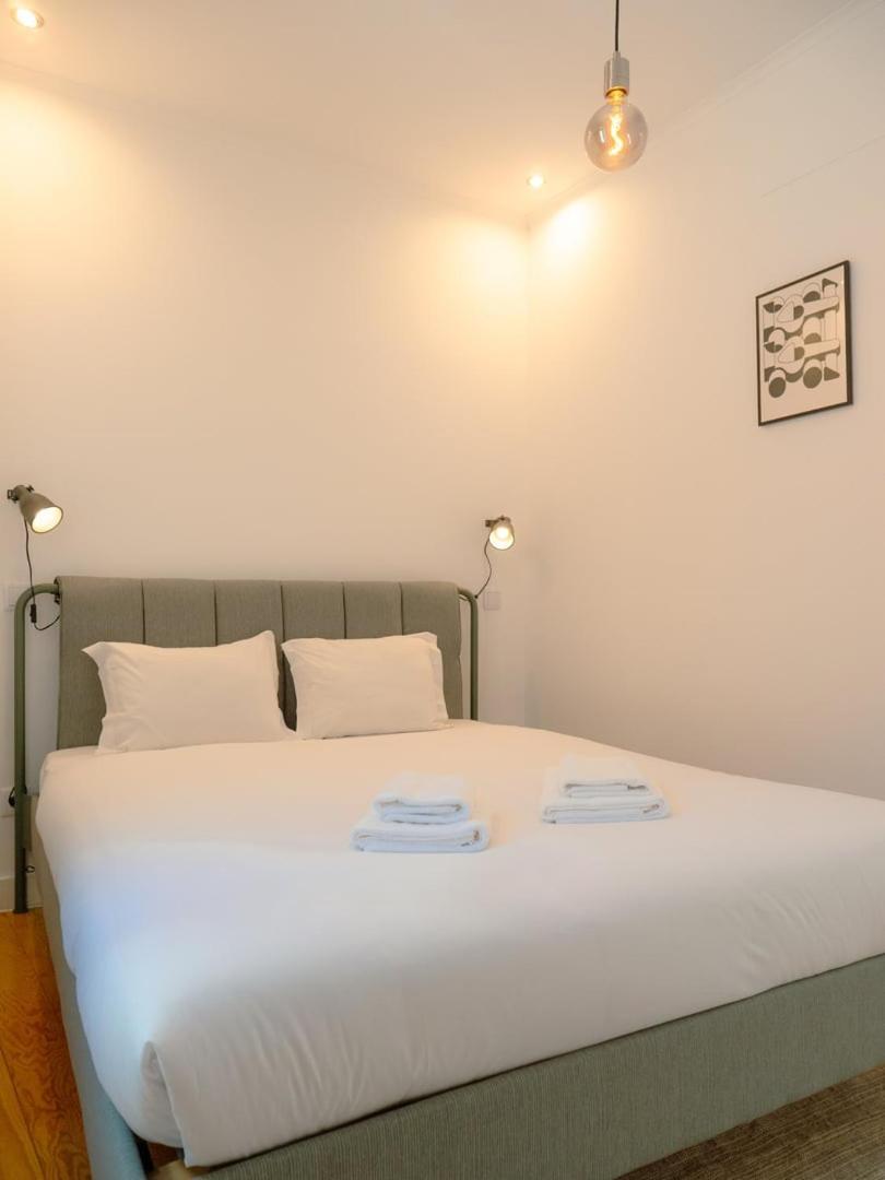 Stylish 2br Castle View - | By Airnest