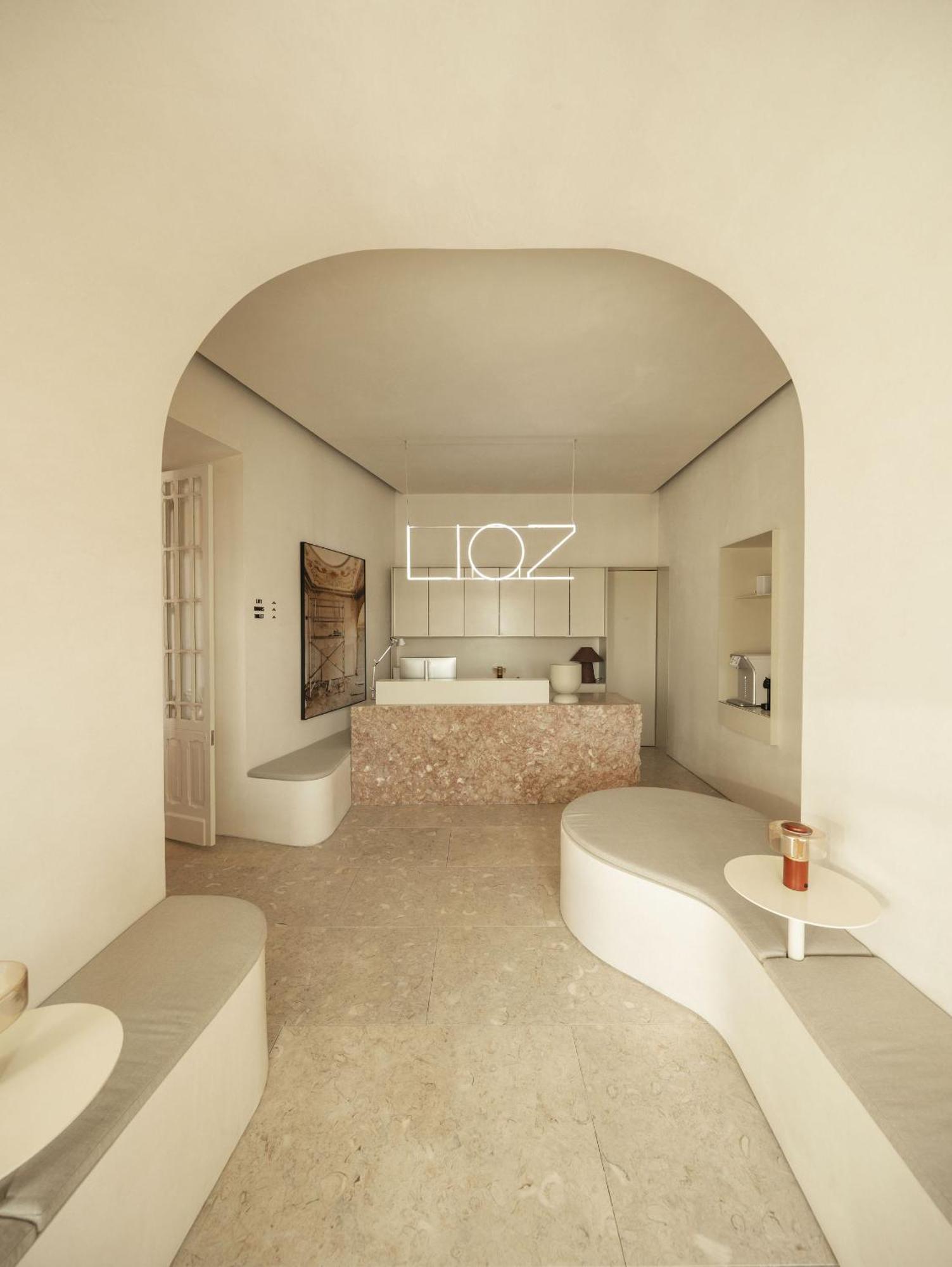 Lioz Apartahotel
