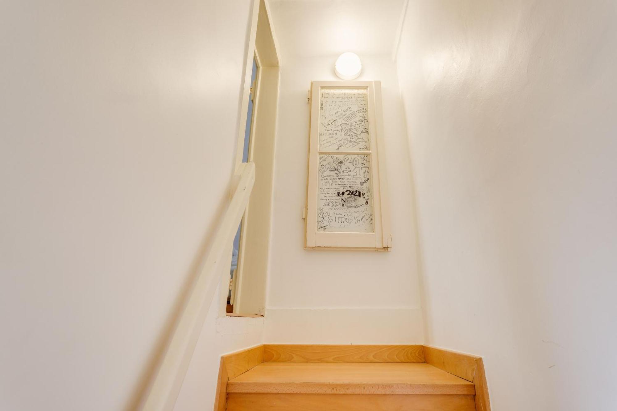 Apartamento Bairro Alto Window - Cozy Spot In A Buzzing Locale