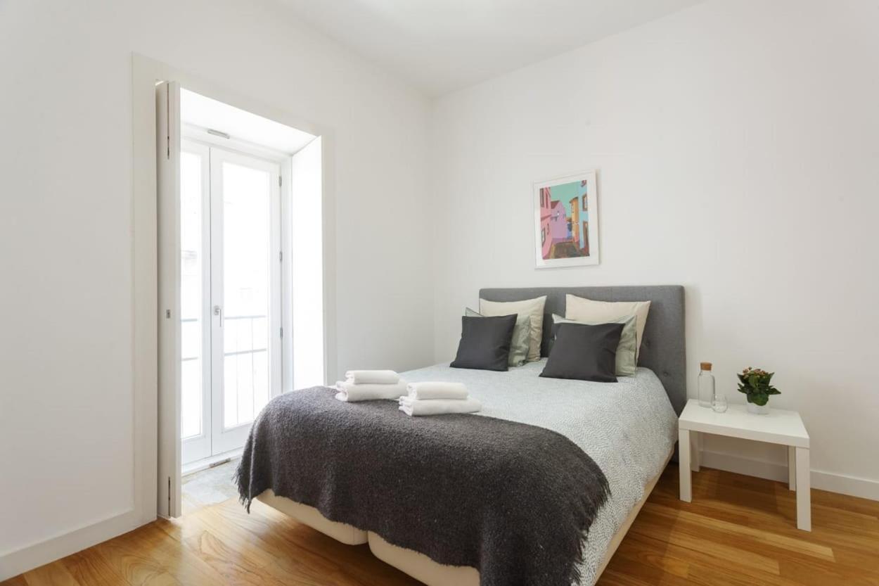 Habitación en casa particular Bedooms With Shared Bathroom In In Historic Largo Do Carmo Lisboa