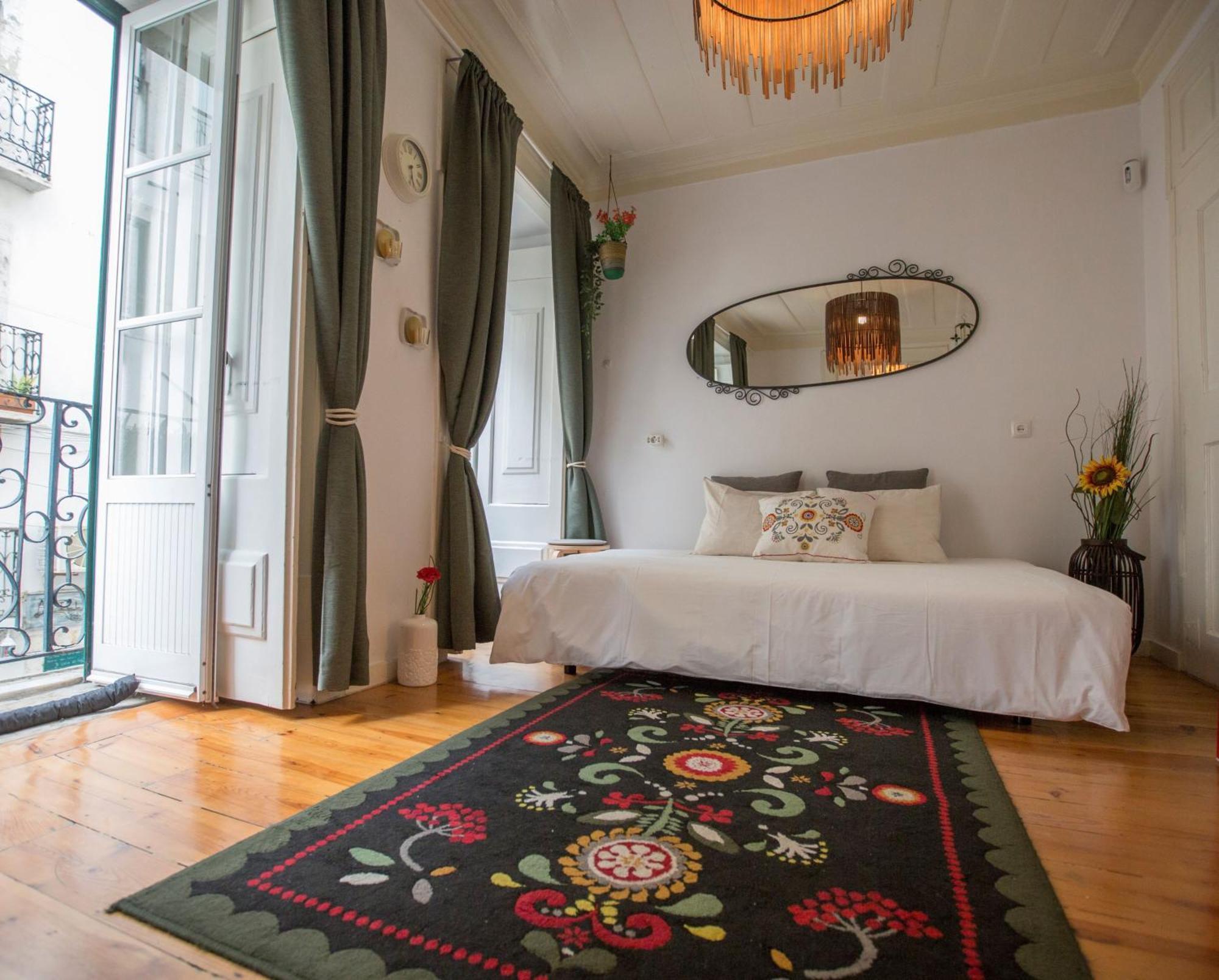 Crooked House Alfama Apartamento *