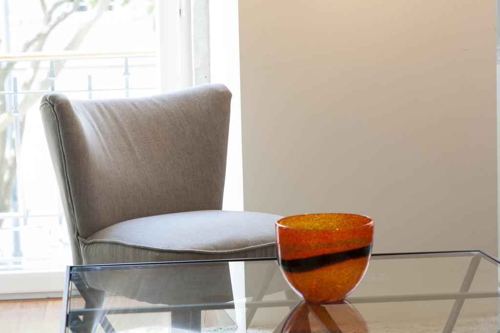 Joivy Stunning 3br Apt With Balcony, Nearby Saldanha Subway & Ist Apartamento Lisboa