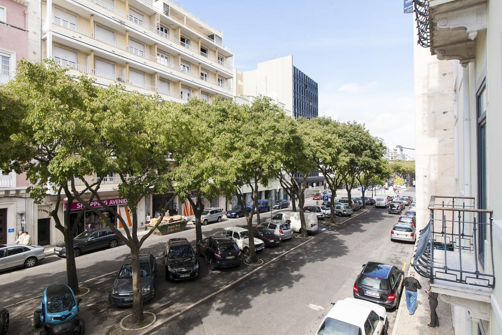 Joivy Stunning 3br Apt With Balcony, Nearby Saldanha Subway & Ist Apartamento *