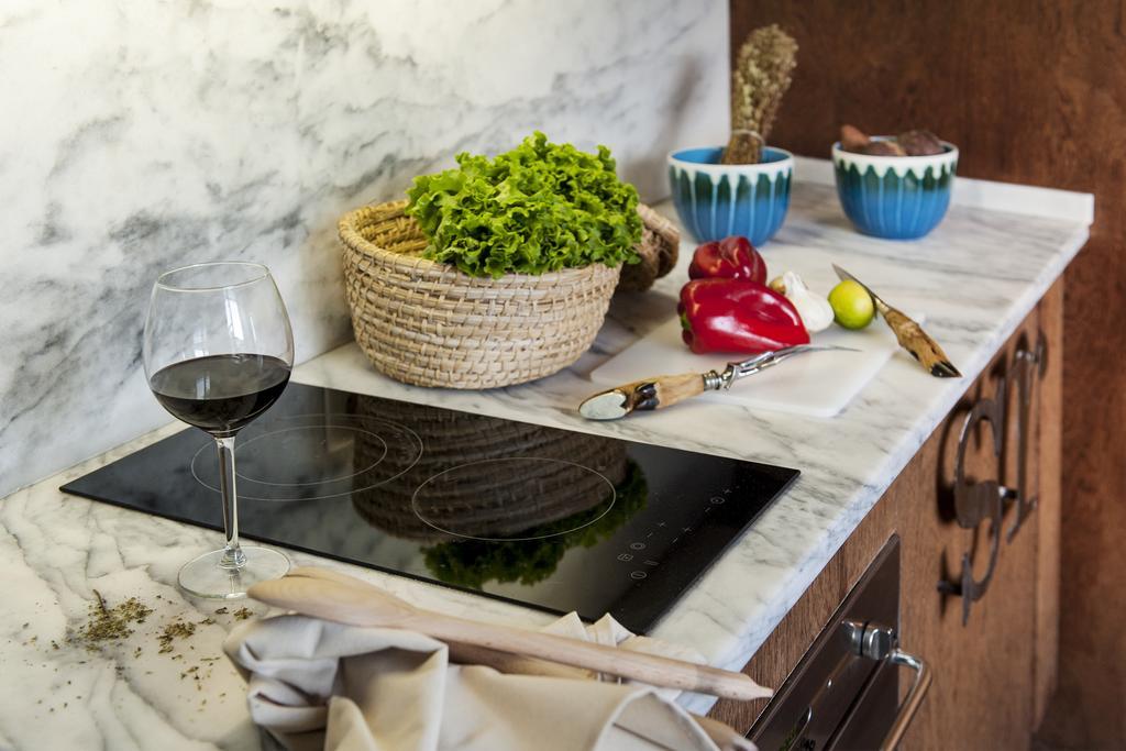 Apartamento Alfama - St Estevao Viewpoint | Cheese & Wine *
