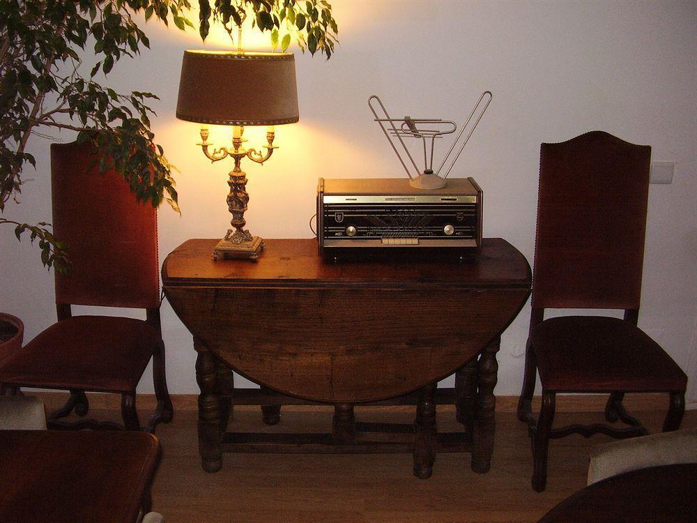 Alves Torgo 14 Hotel *
