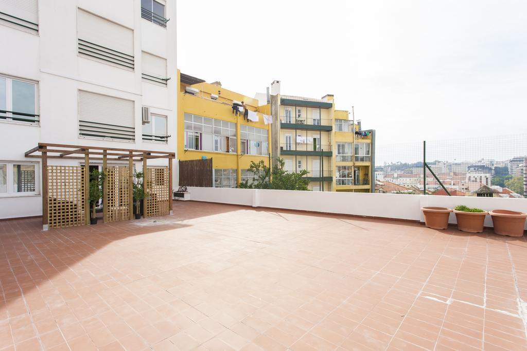 Joivy Superb 1-bed With Workspace And Terrace, Close To Avenida Da Liberdade *