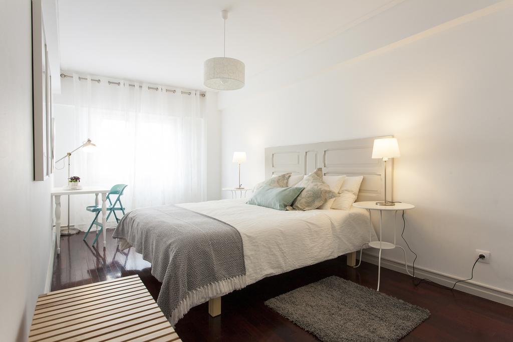Joivy Superb 1-bed With Workspace And Terrace, Close To Avenida Da Liberdade