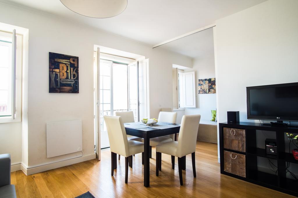 Downtown Bica Apartamento *