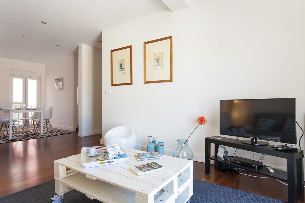 Joivy Joyful 2br With Terrace Nearby Sao Bento Palace * Lisboa