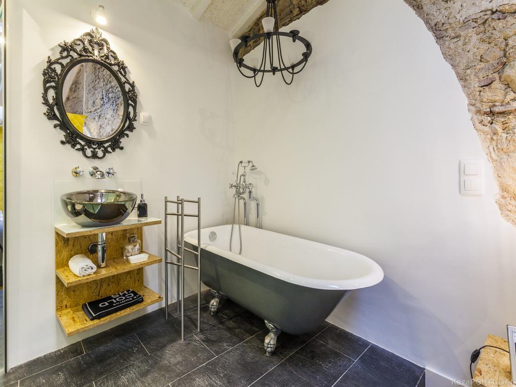 Carmo Chiado Deluxe