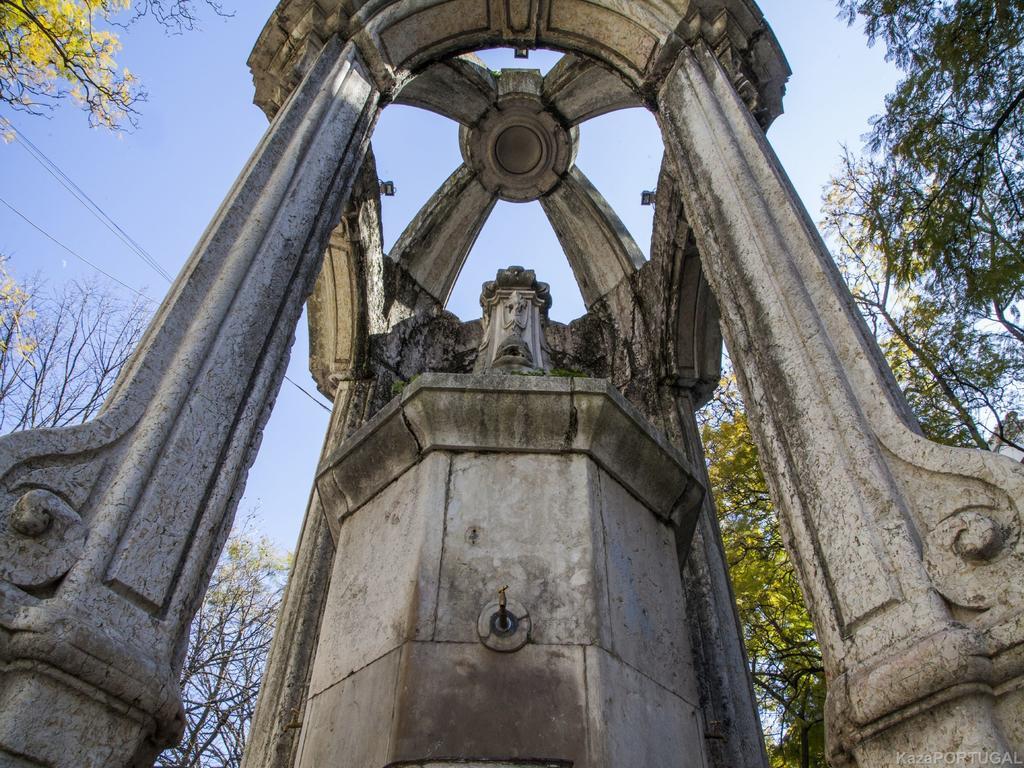 Carmo Chiado Deluxe
