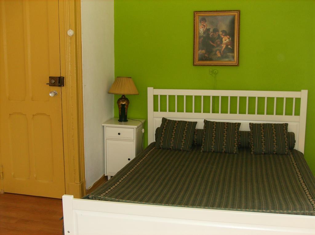 Dias E Dominguez Hostal