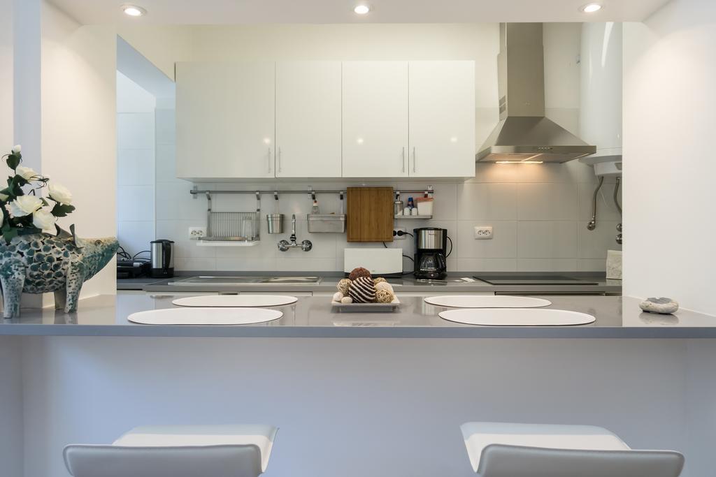 Lovely & Modern In The Center