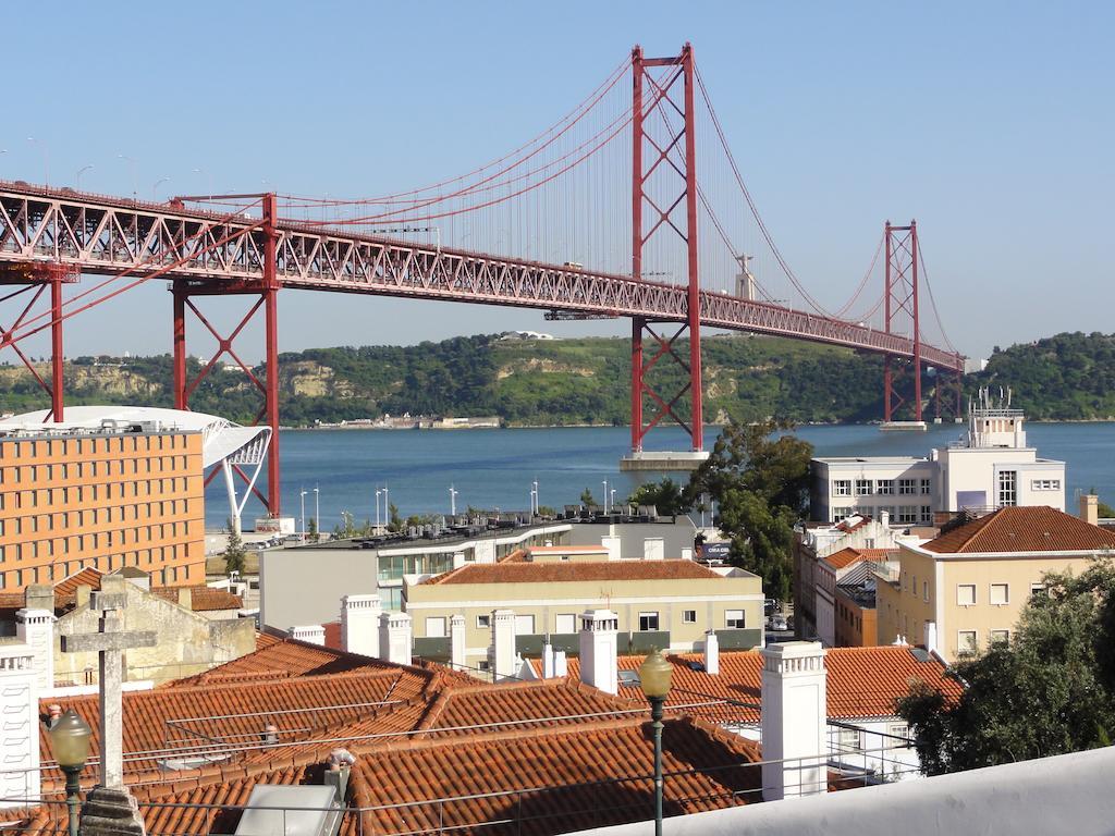 The 8 - Downtown Pensión Lisboa