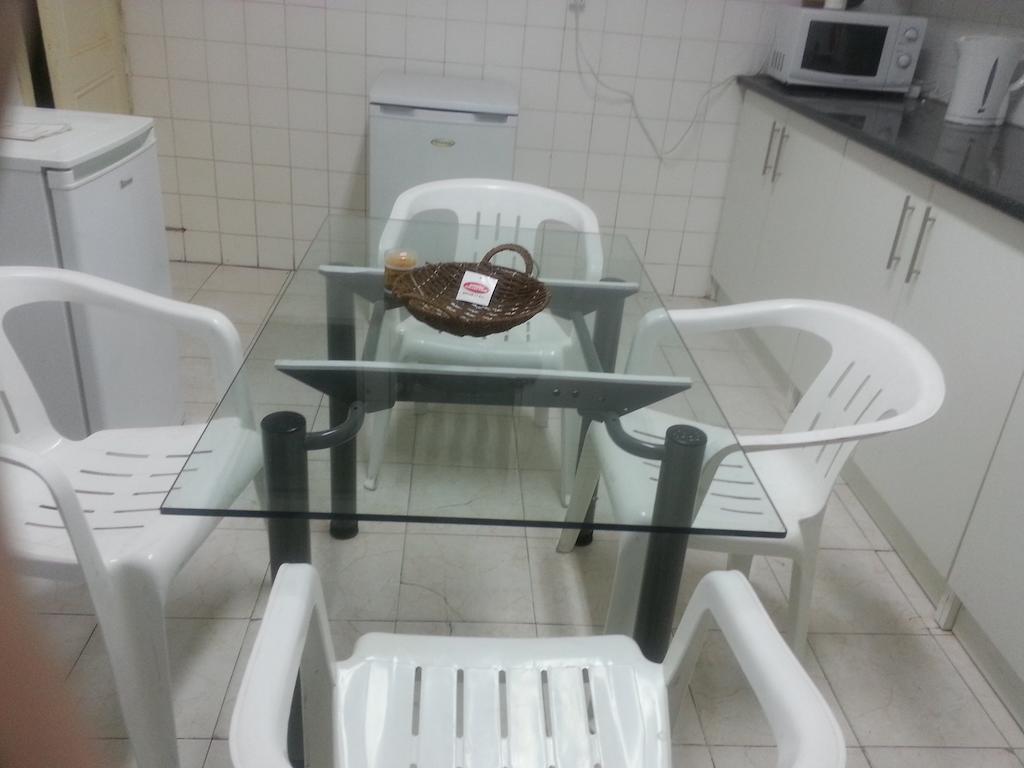 Hostal Paradise *