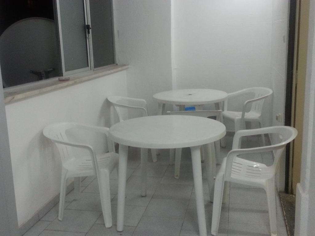 Hostal Paradise *