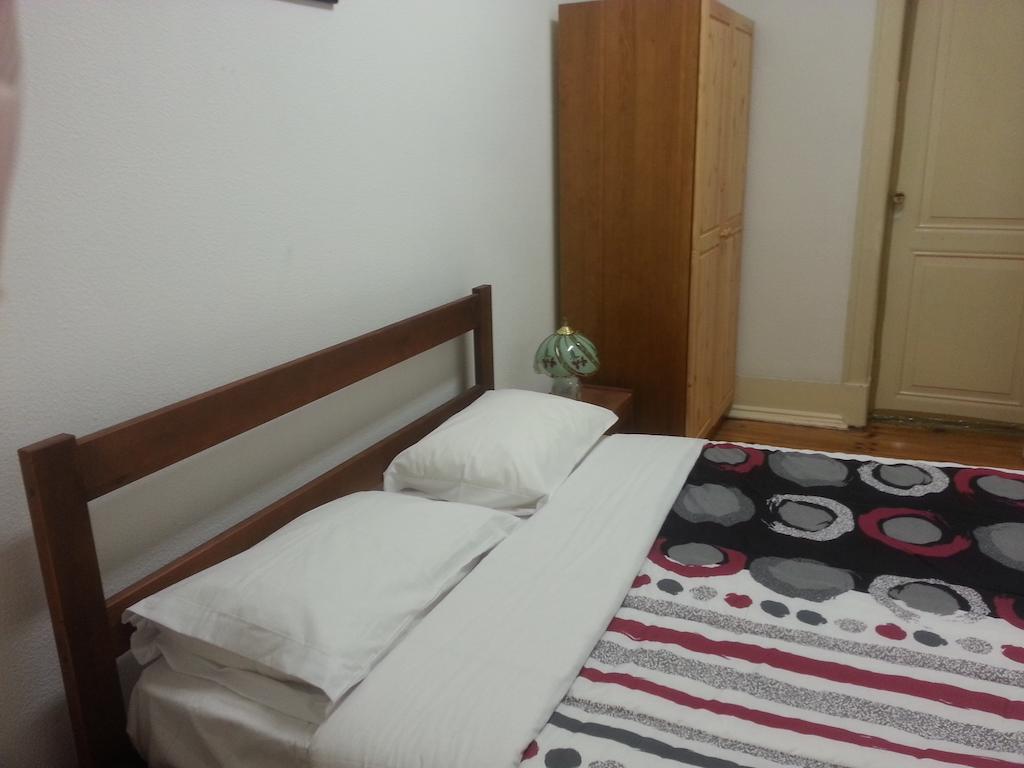 Hostal Paradise *