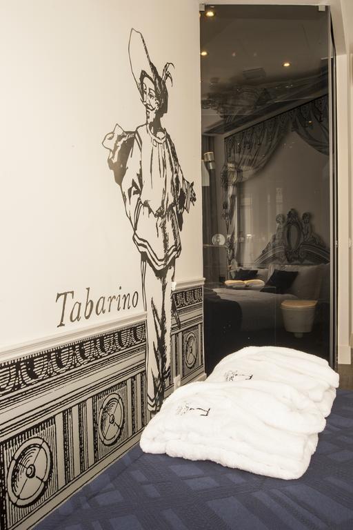 Teatro Boutique & Lisbon