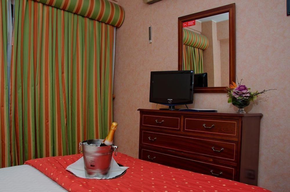 Vip Berna Hotel 3*