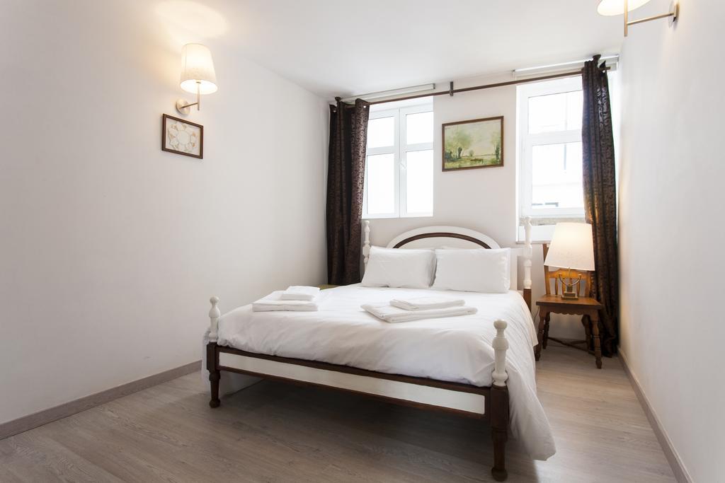 Apartamento Joivy Alfama 35 *