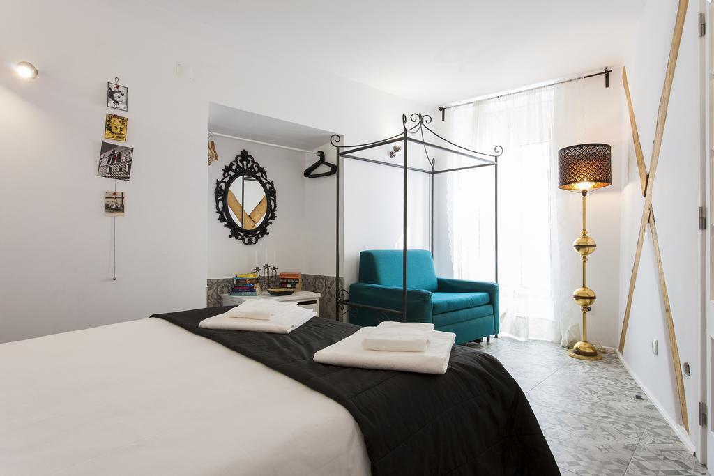 Apartamento Joivy Alfama 35 *