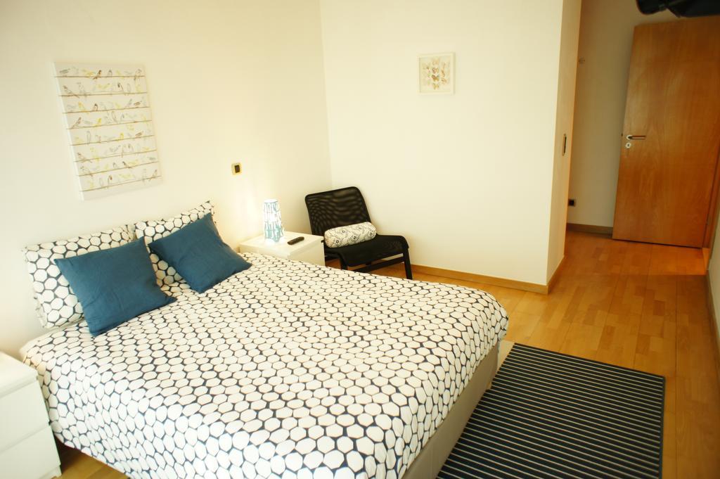 Modern Near The Bridge Apartamento