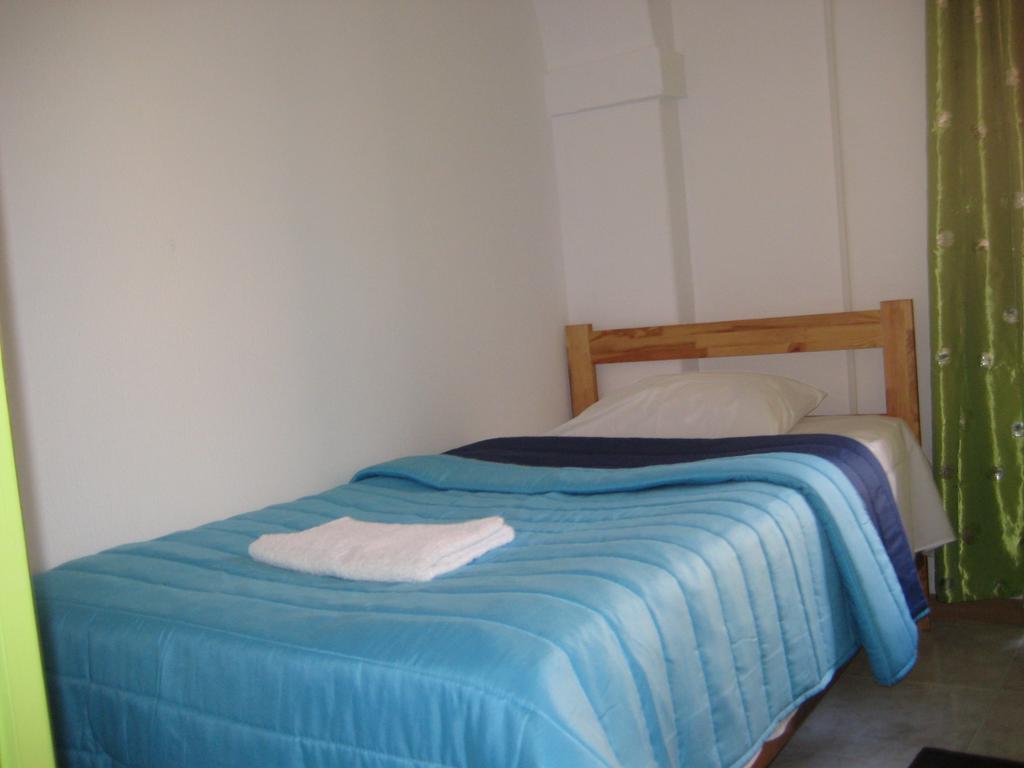 Residencia Martim Moniz Pensión Lisboa