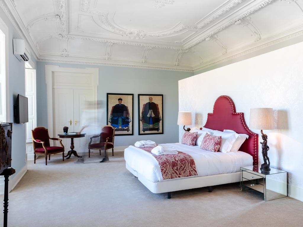 Dear - Palace Chiado