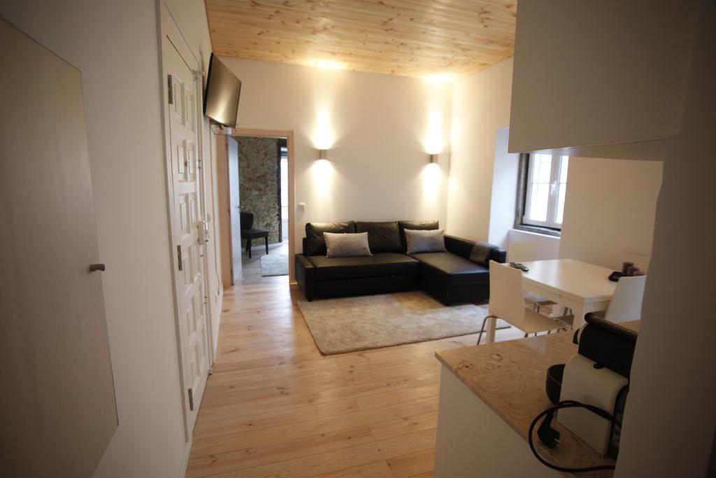 Charming Bairro Alto Apartamento *
