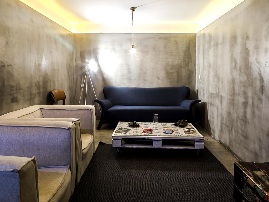 Bed and breakfast Santa Bica Eat Drink & Sleep Lisboa