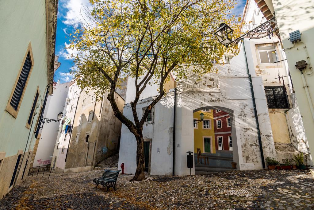Little Duplex In Alfama Lisbon