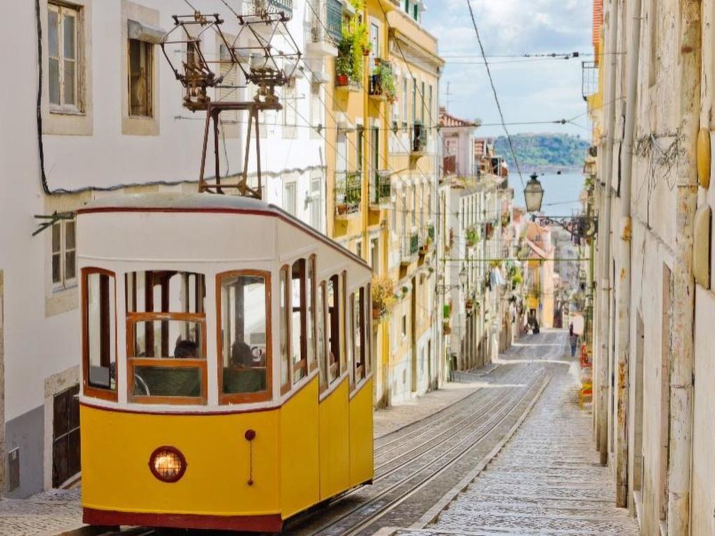 Rua Espirito Santo Apartamento *
