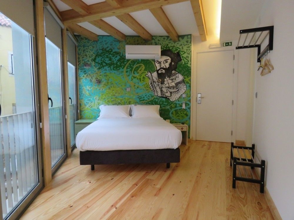 Pensión House Petit Lusa 2*
