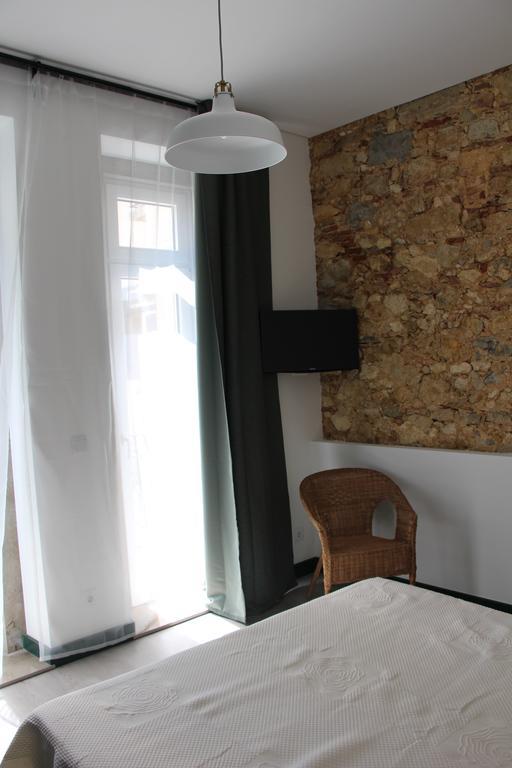 Dobairro At Bairro Alto * Lisboa