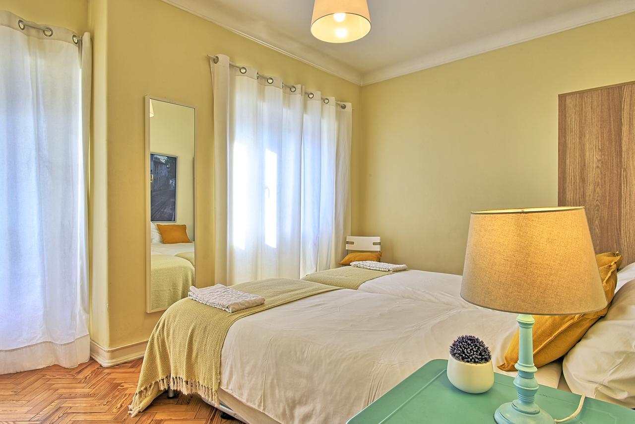 Apartment Almirante 2 Four Bedrooms Lisbon
