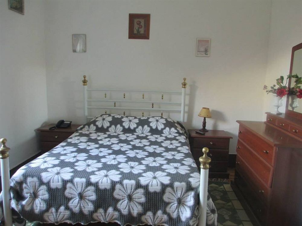 Hostal Pensao Sao Joao Da Praca *