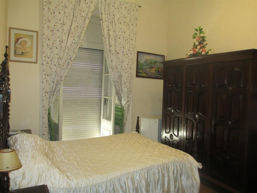 Hostal Pensao Sao Joao Da Praca *