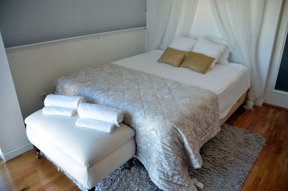 Bed and breakfast Shiado Suites