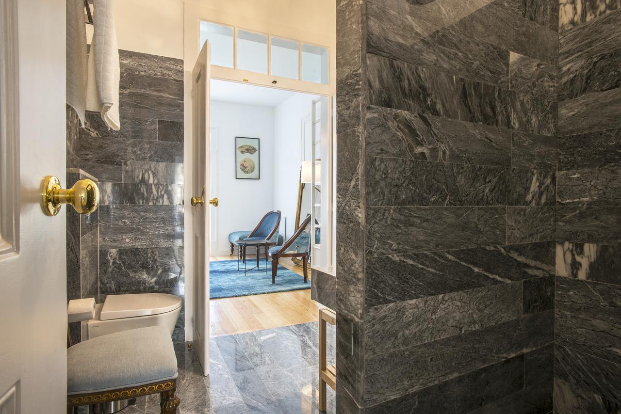 Portas De Sao Bento Apartment